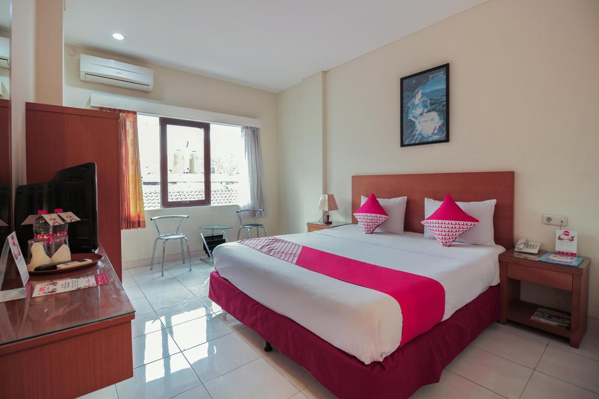 Capital O Galaxy Inn Bandung Extérieur photo
