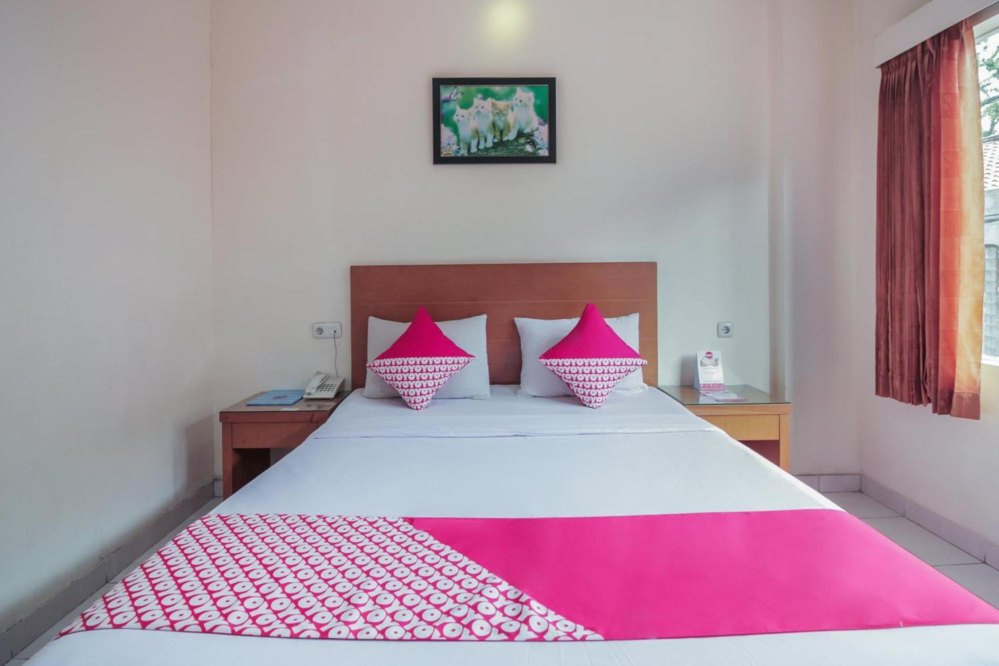 Capital O Galaxy Inn Bandung Extérieur photo