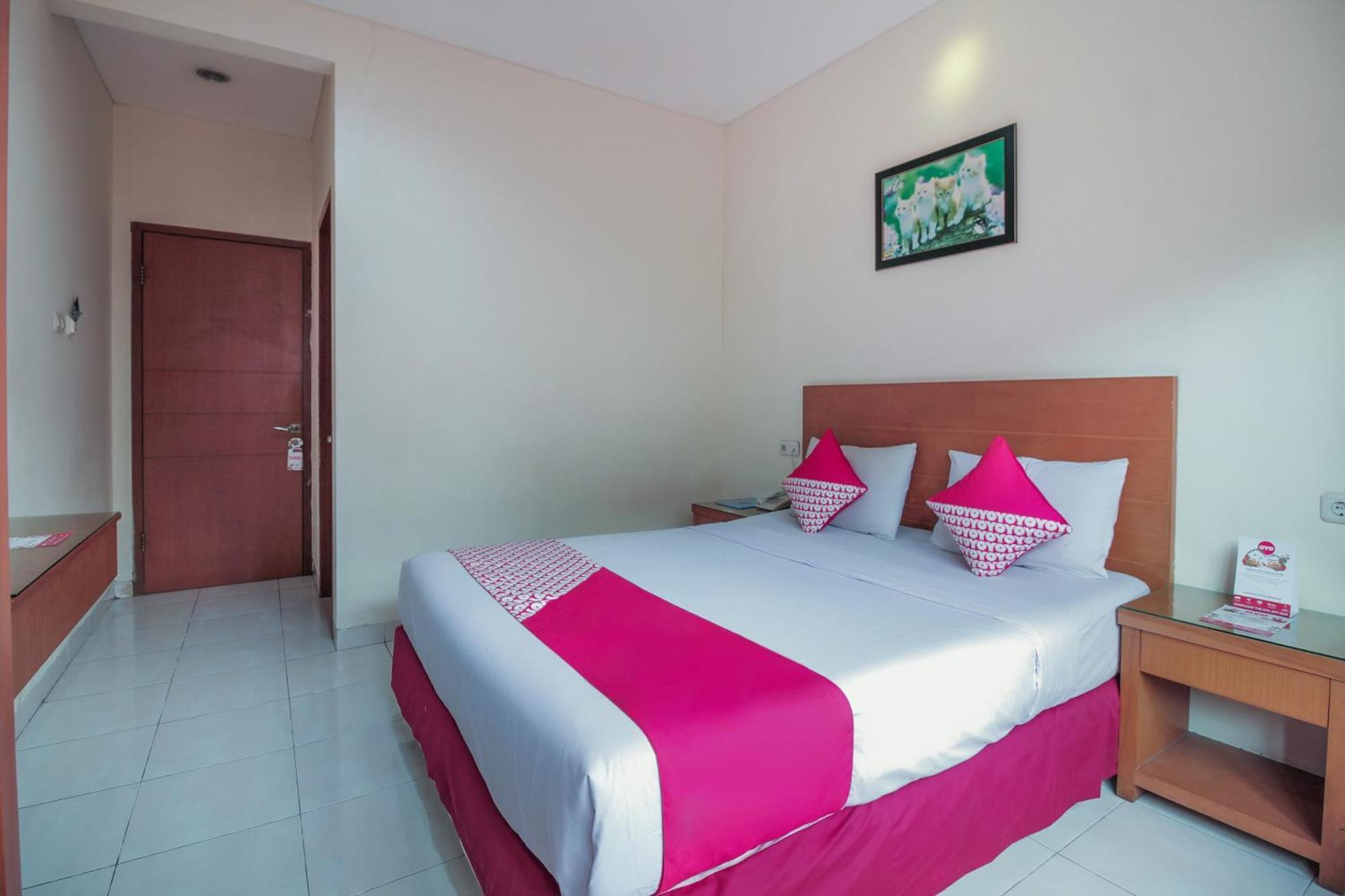 Capital O Galaxy Inn Bandung Extérieur photo