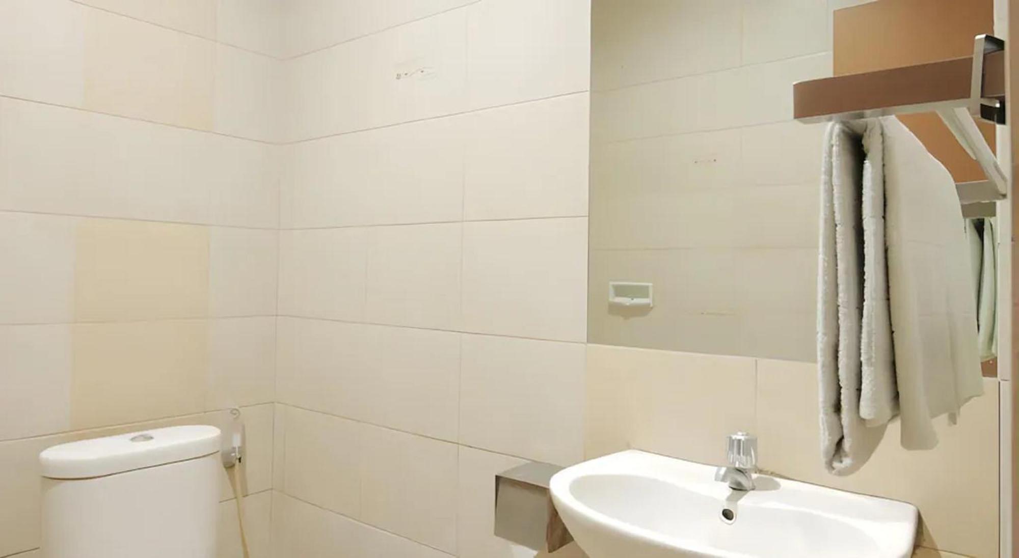 Capital O Galaxy Inn Bandung Extérieur photo